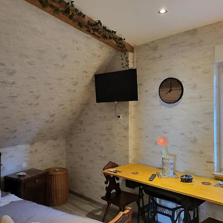 Quiet In Historic Village Oberbronn